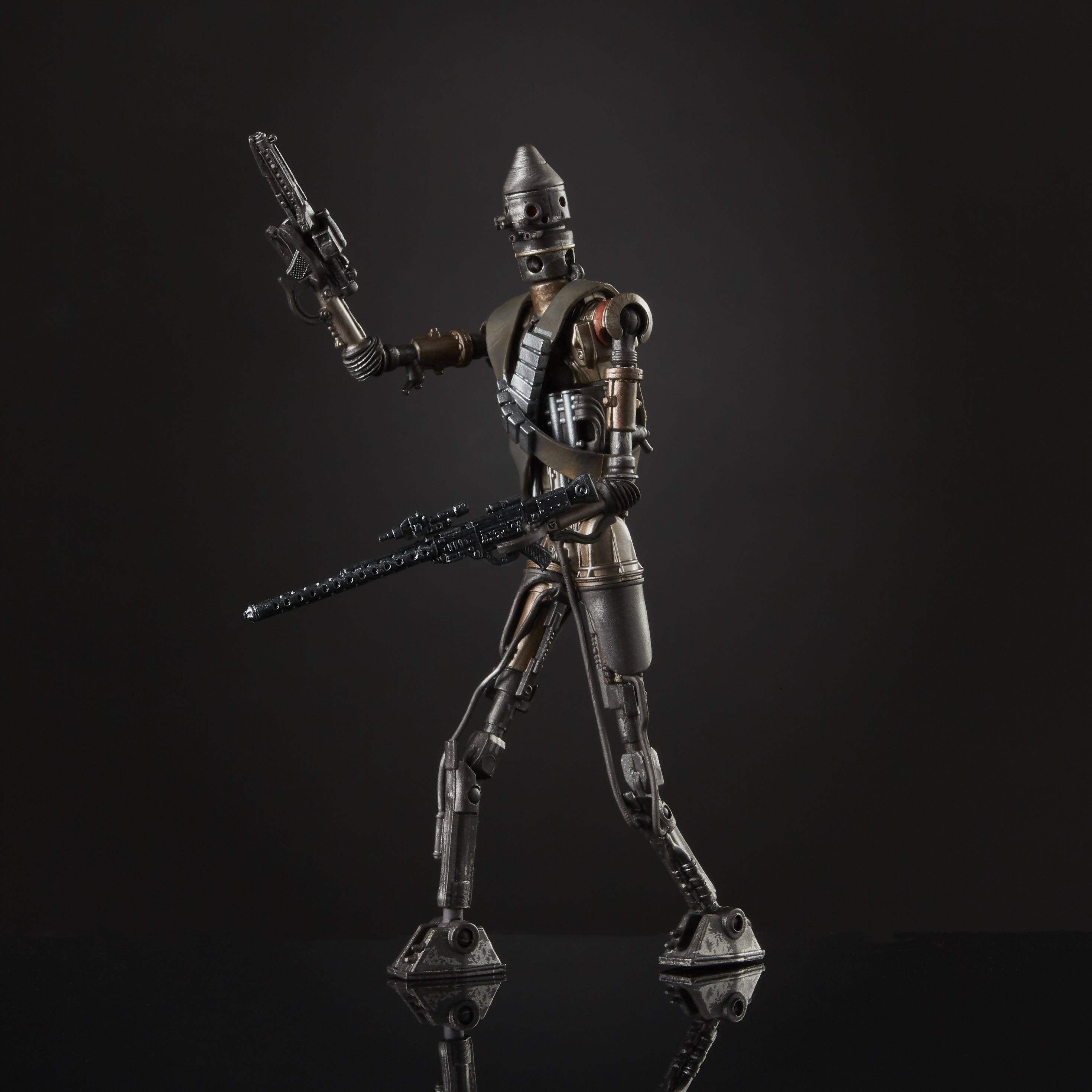 Star Wars Black Series IG-11 6-inch Action Figure - Exclusive  630509881215