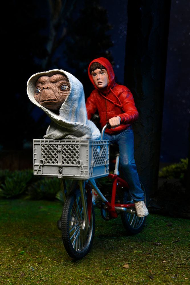 E.T. (40th Anniversary) – 7” Scale Action Figure – Elliott & E.T. on Bicycle NECA55065 634482550656